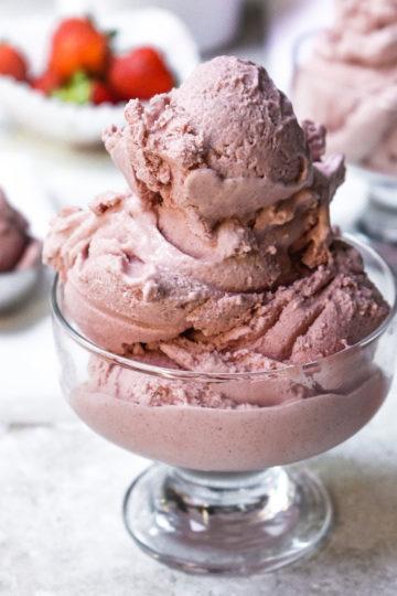 healthy vegan strawberry ice cream