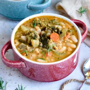kale and white bean soup vegan