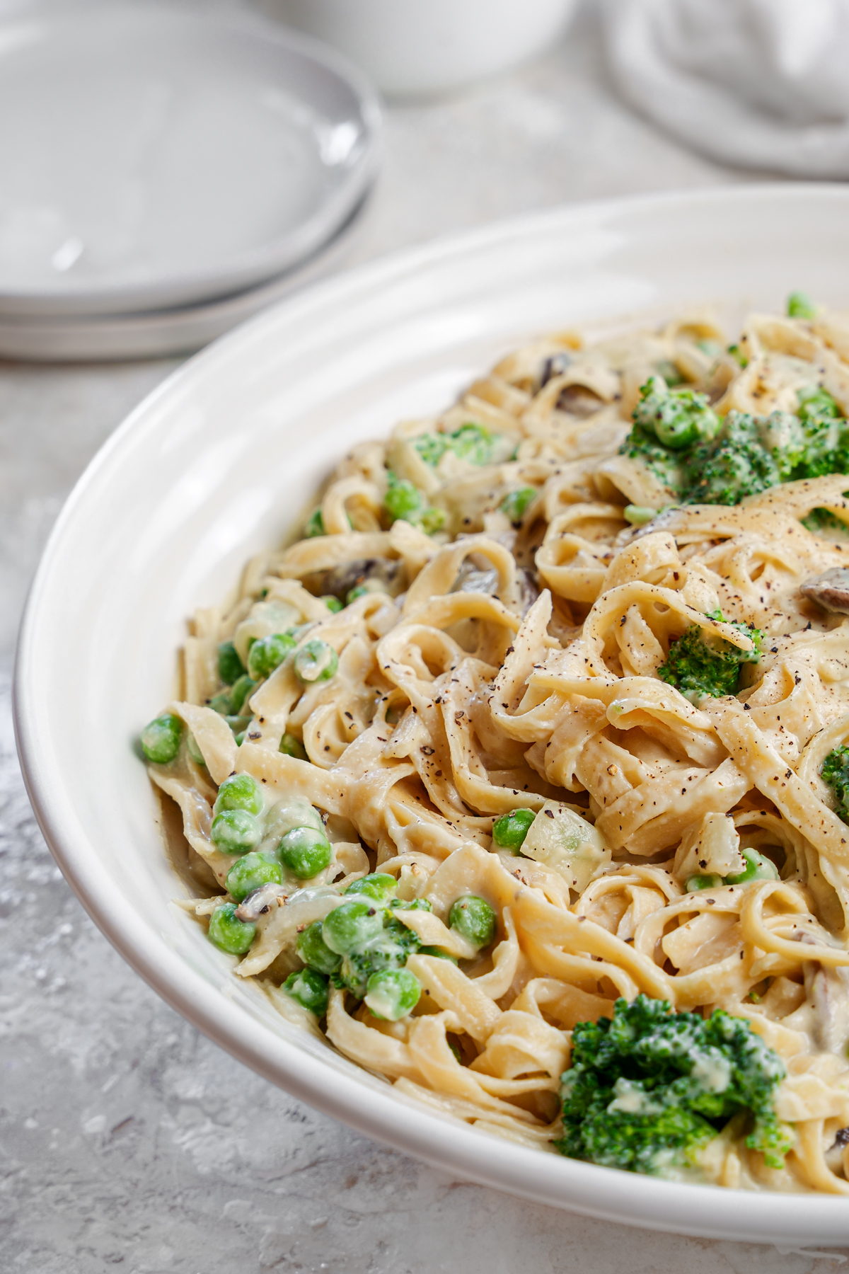 healthy vegan pasta recipe with creamy sauce