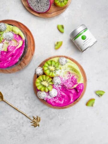matcha smoothie bowl