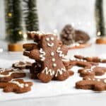 healthy vegan gingerbread cookies