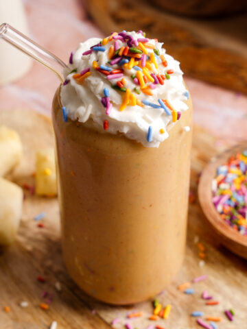 birthday cake smoothie featured image