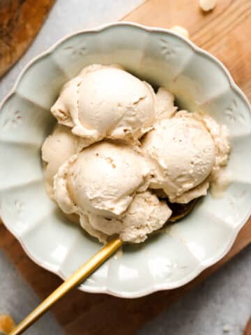 macadamia nut ice cream featured image