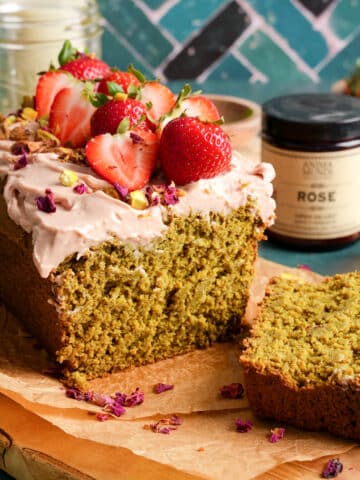 pistachio rose cake